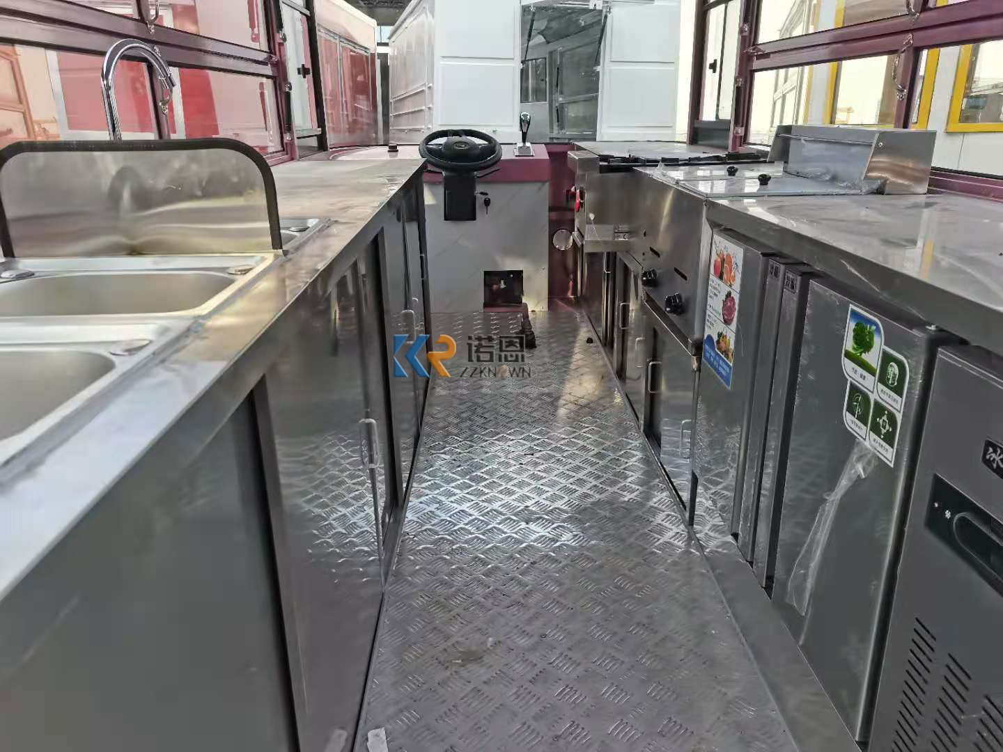 In Stock 4M Mobile Food Truck  – Hot Dog Vending Cart Bewertung und Preis